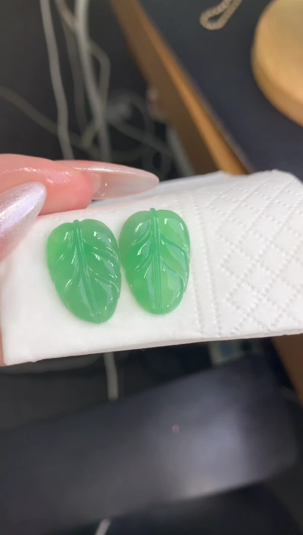 未镶嵌定制翡翠一对叶子