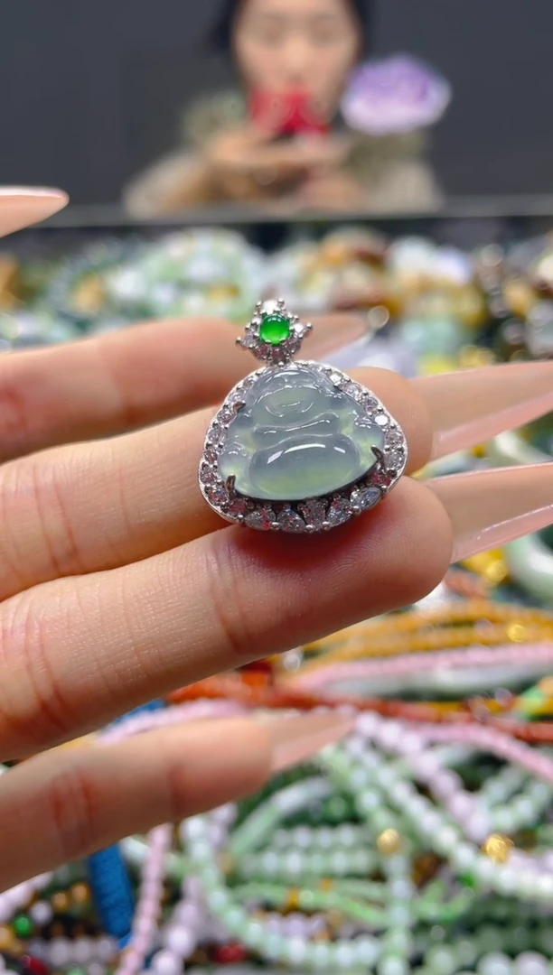 颈饰未镶嵌翡翠/M/翡翠A货，一件也是批发价