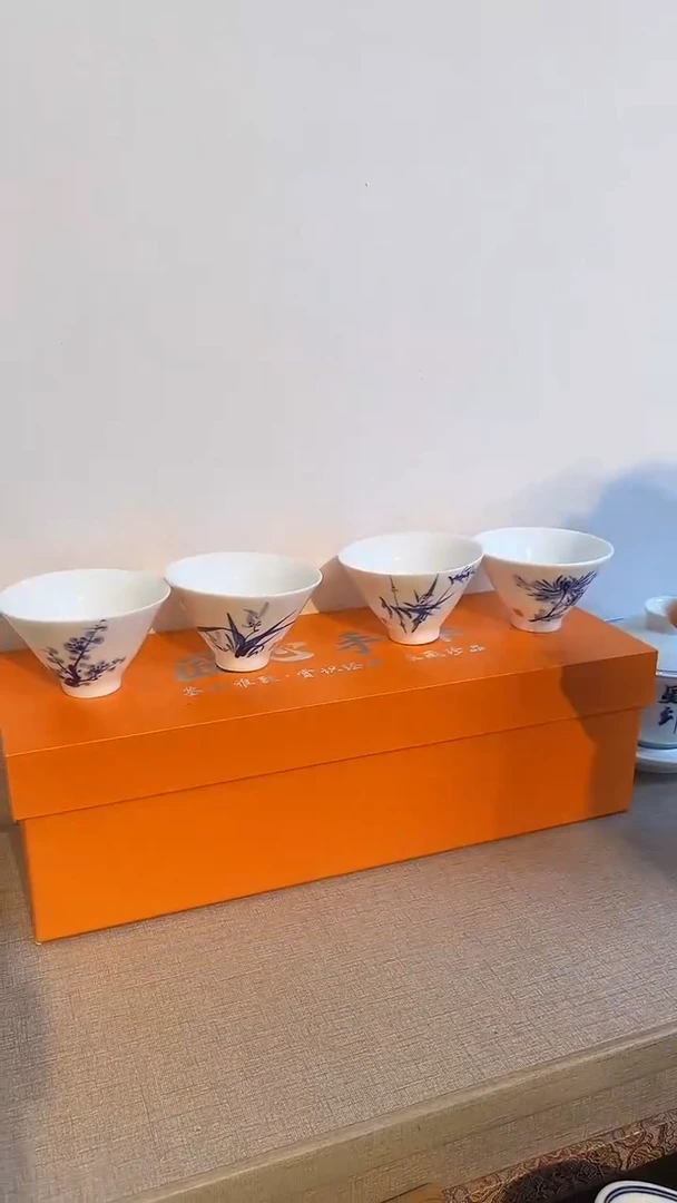 景德镇高温瓷梅兰竹菊一套手绘斗笠