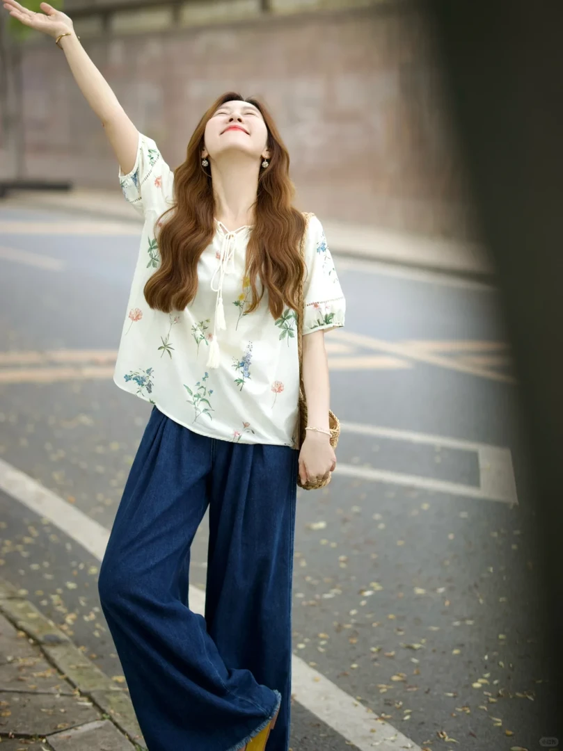 2025夏季新款法式碎花系带流苏衬衫上衣搭配牛仔裤显瘦两件套装女