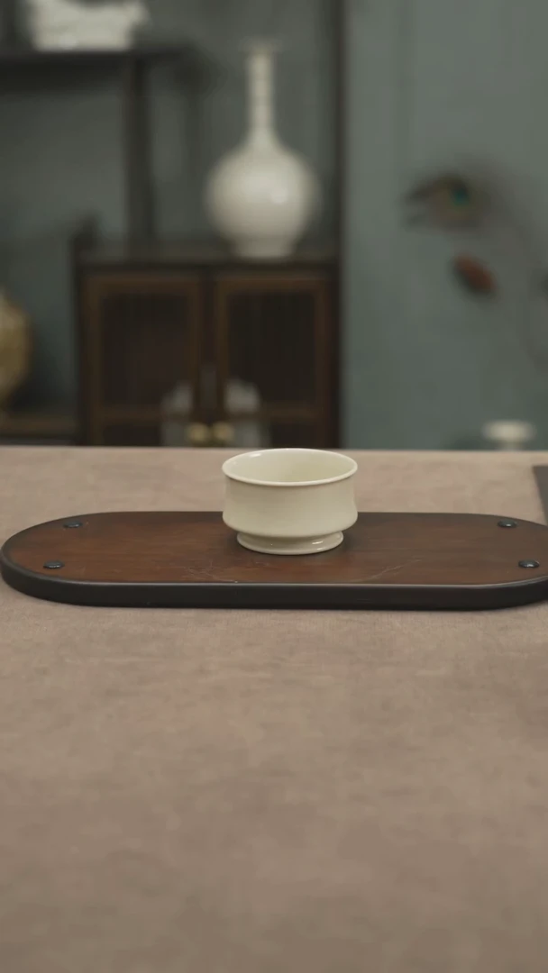微瑕仿古色马蹄杯