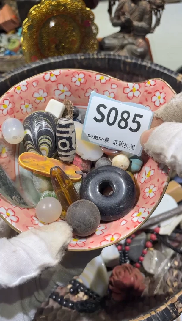 瓷片吴*潇晨怡工艺直播间火爆火爆火爆火爆~·~~