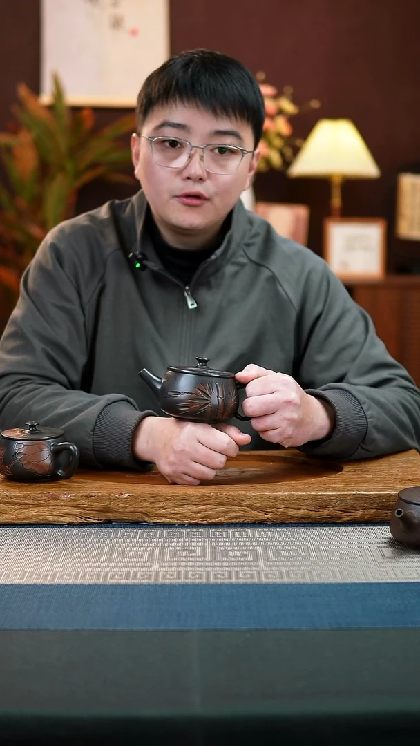 龍*300竹子汉瓦1个，单壶。