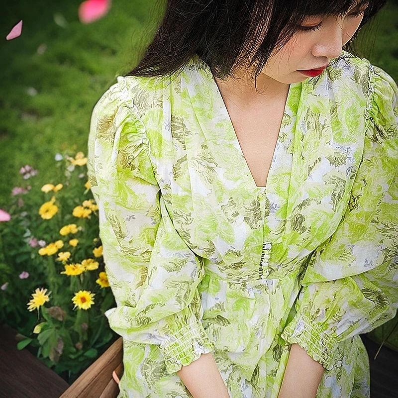 童童-2号--【LR】时尚V领印花连衣裙