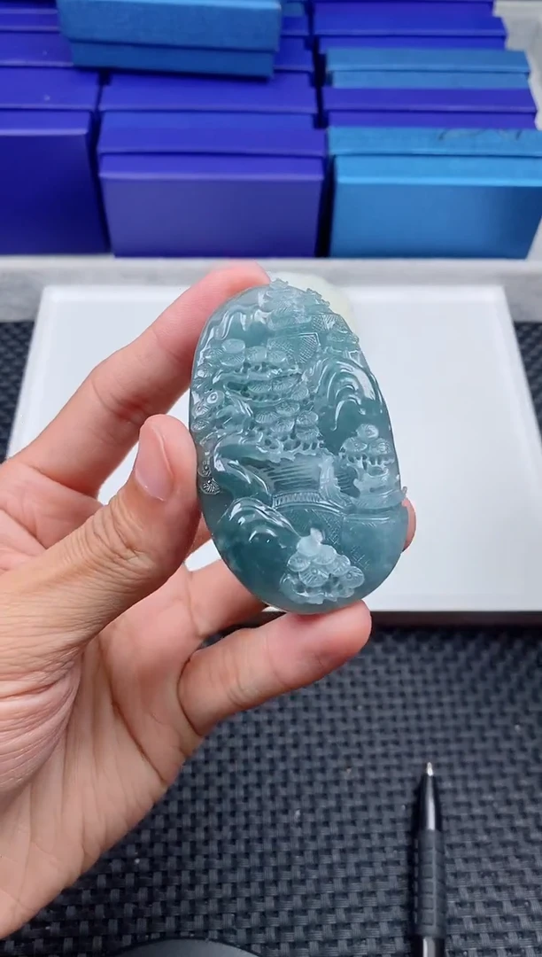 翡翠未镶嵌颈饰111111111