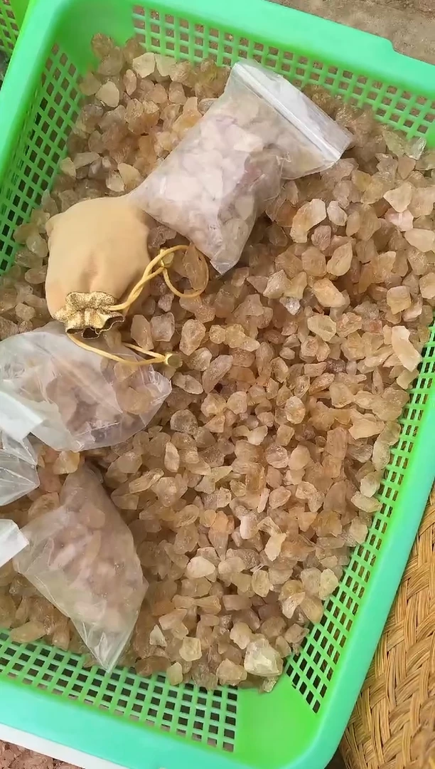 【闪购商品】水晶摆件未镶嵌黄水晶碎石 200g