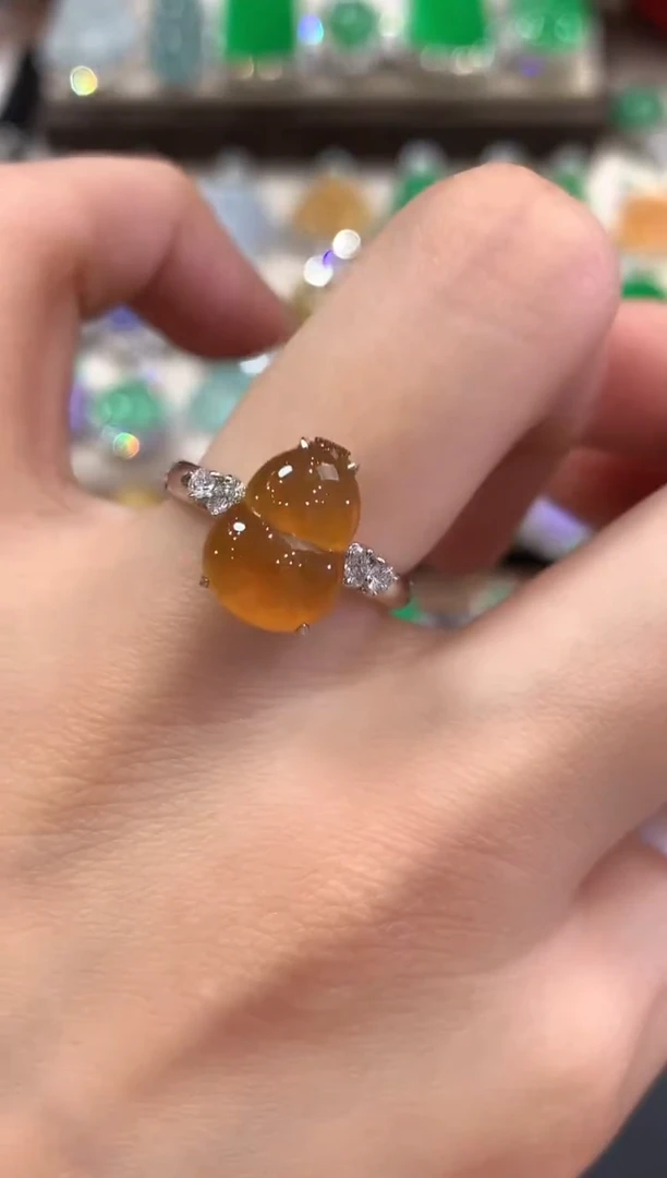 18K金镶嵌戒指翡翠q78