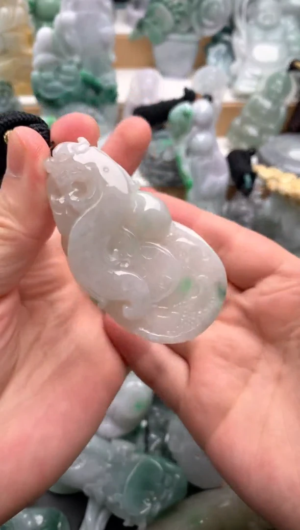 吊坠(不含链)未镶嵌翡翠1