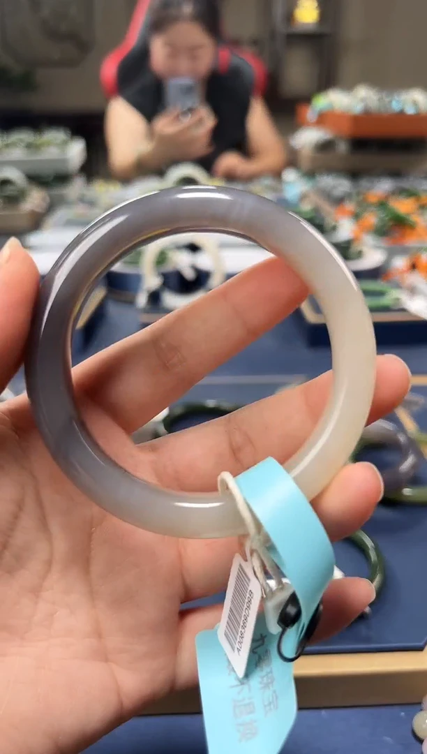 和田玉手镯未镶嵌29【柚子来啦】和田玉拍一发一58