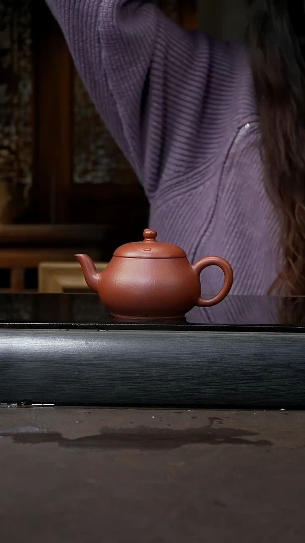 【闪购商品】紫砂茶壶梨皮朱泥 梨形 90cc 002