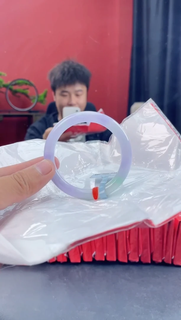 未镶嵌手镯翡翠4