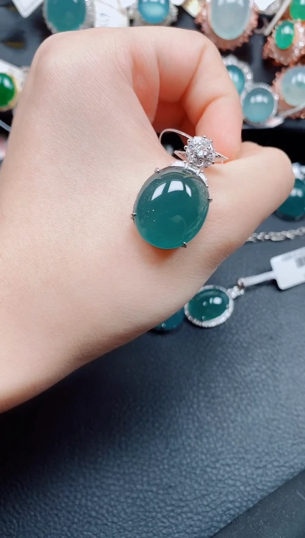 吊坠(赠链)银S925镶嵌翡翠翡翠