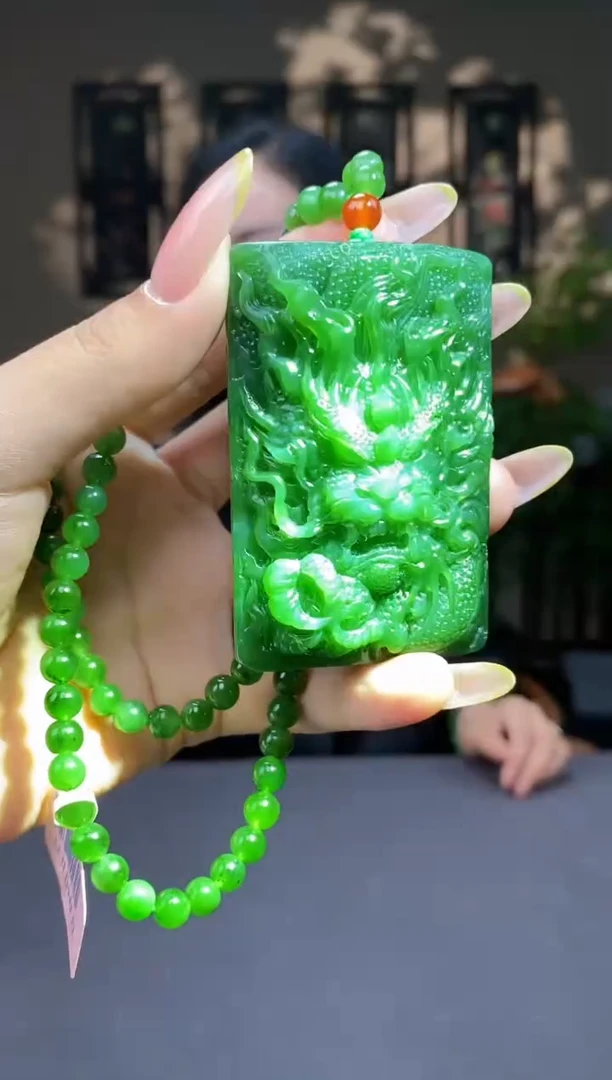 和田玉未镶嵌颈饰C268