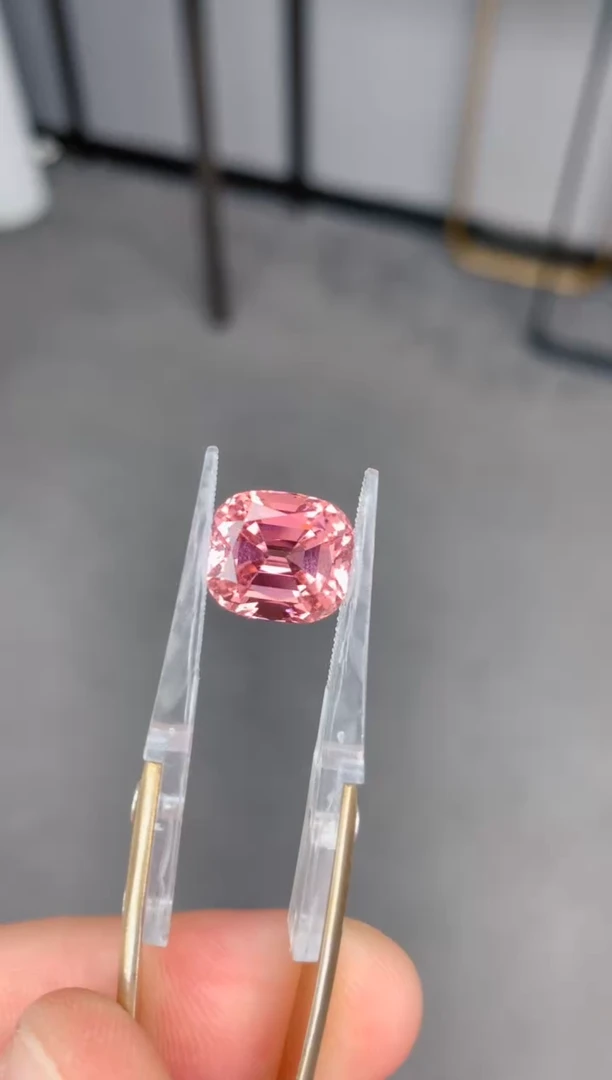 未镶嵌裸石碧玺7.07ct 粉碧玺