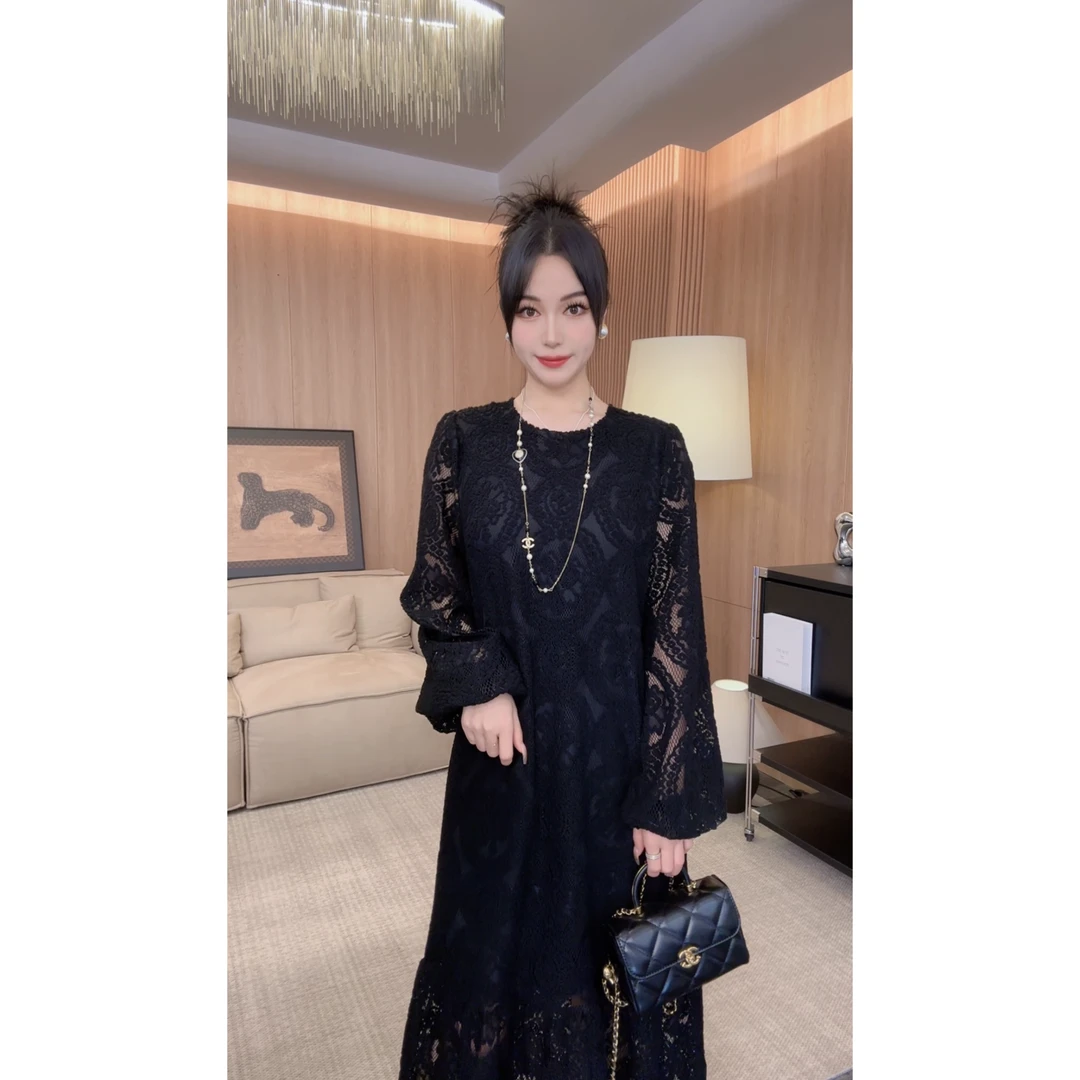 5030-1时尚镂空气质黑色显瘦百搭女连衣裙气质宽松设计感