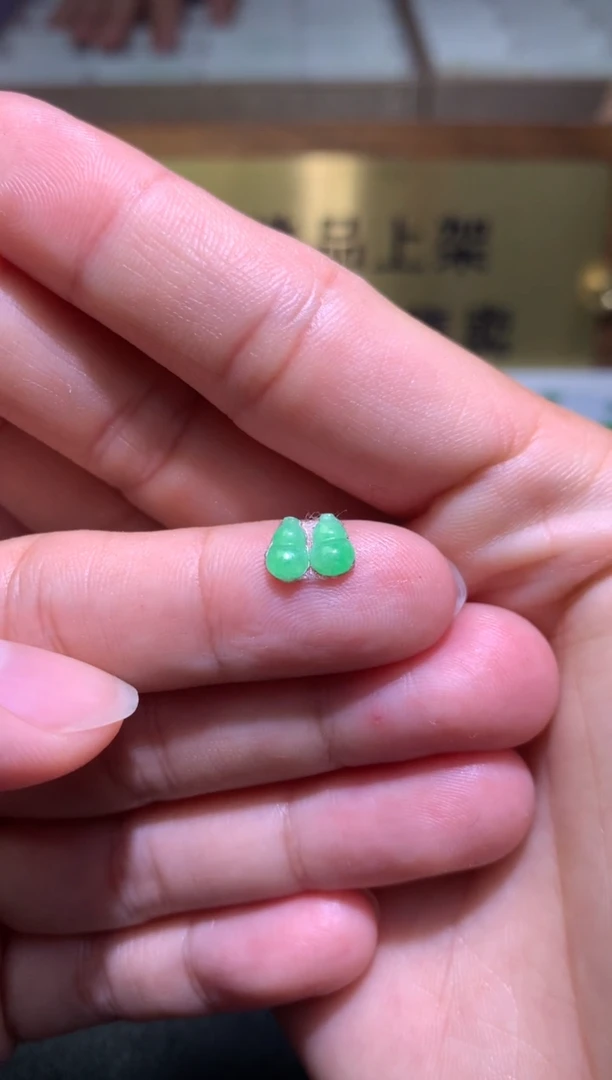 【闪购商品】定制翡翠未镶嵌毛货