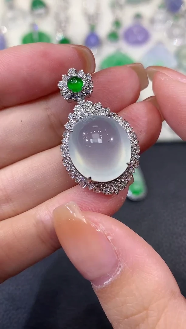 吊坠(不含链)18K金镶嵌翡翠a109