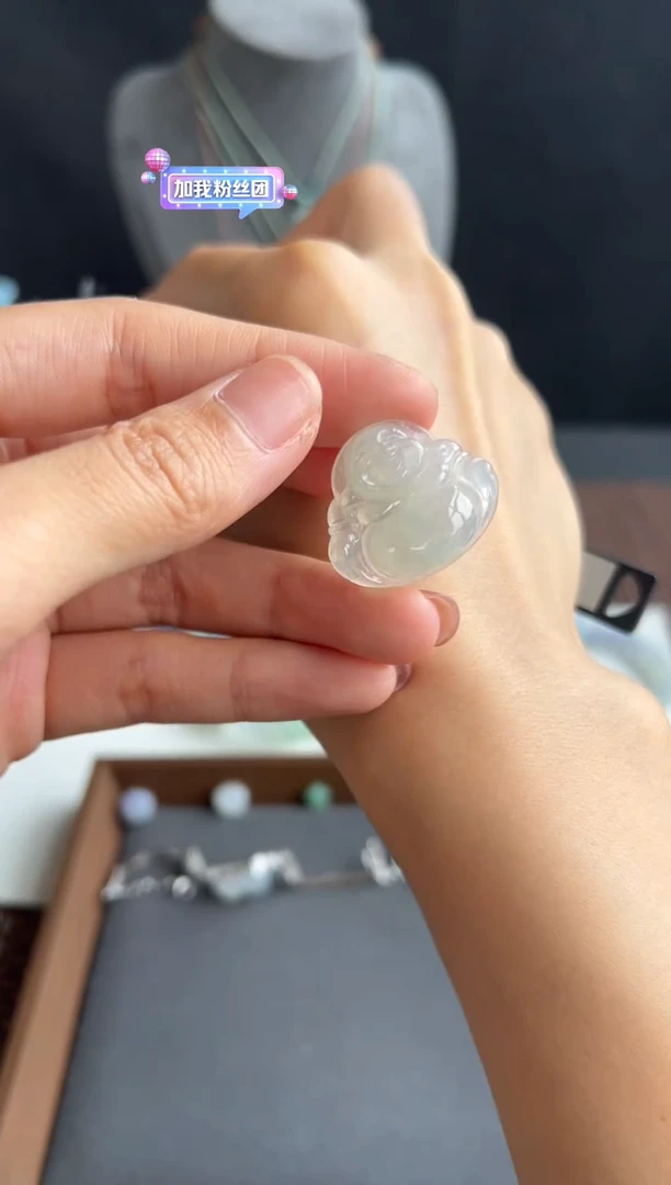 翡翠未镶嵌颈饰210买断