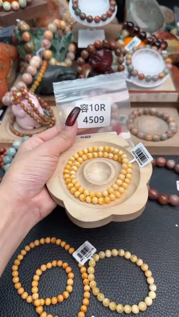 【闪购商品】石英质玉手链未镶嵌10R4509