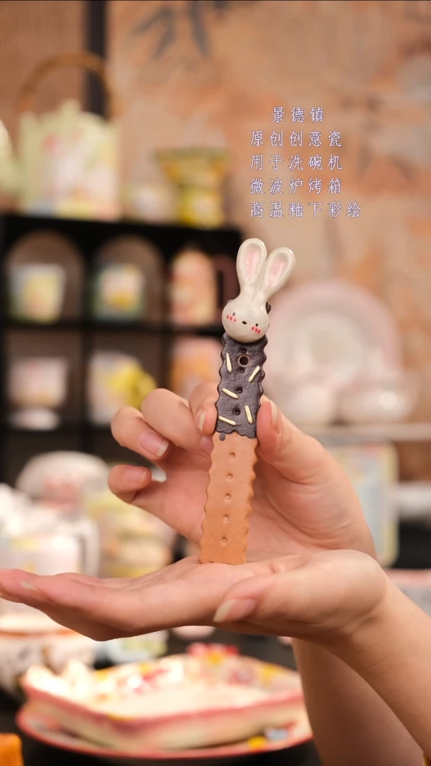 摆件景德镇手工手绘设计师款