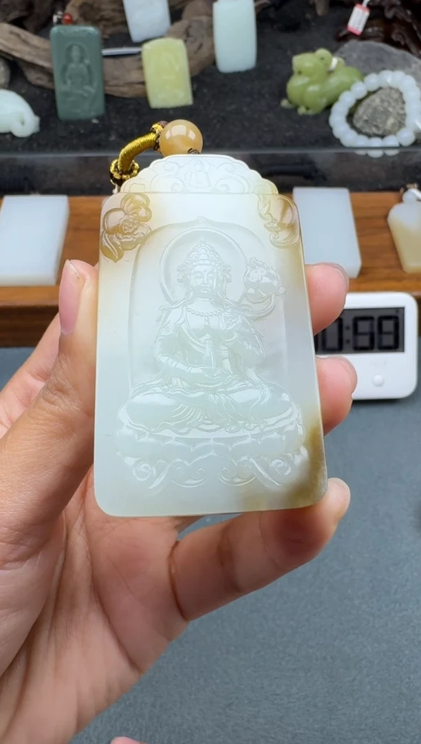 颈饰未镶嵌和田玉1