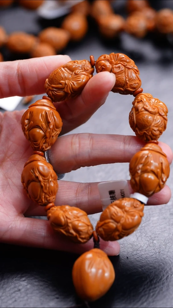 【闪购商品】橄榄核吊坠橄榄核