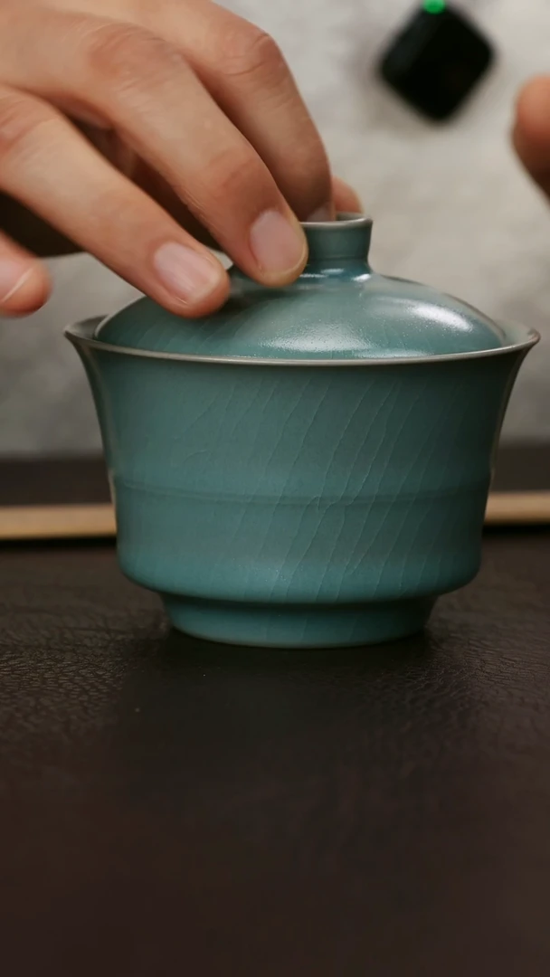 其他微微瑕竹节马蹄盖碗17