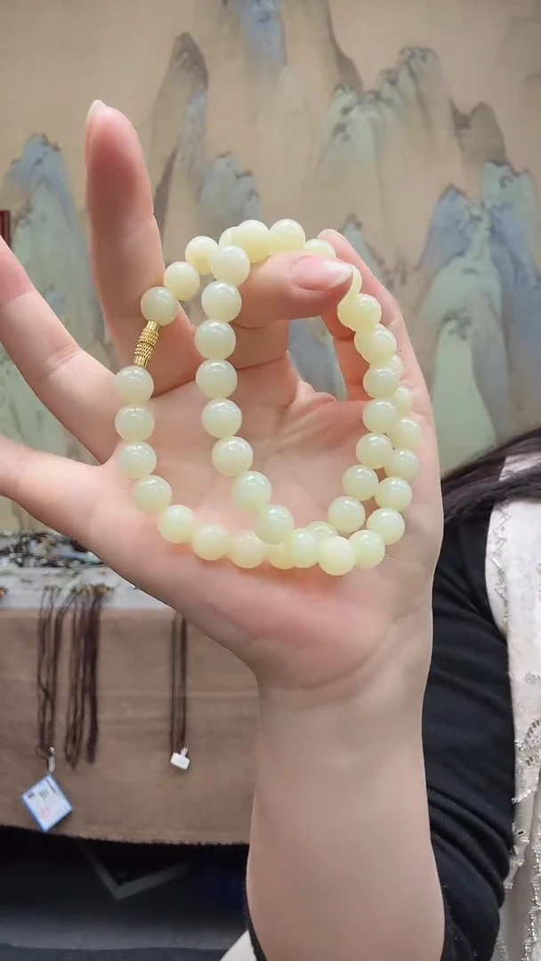 【闪购商品】和田玉未镶嵌颈饰.