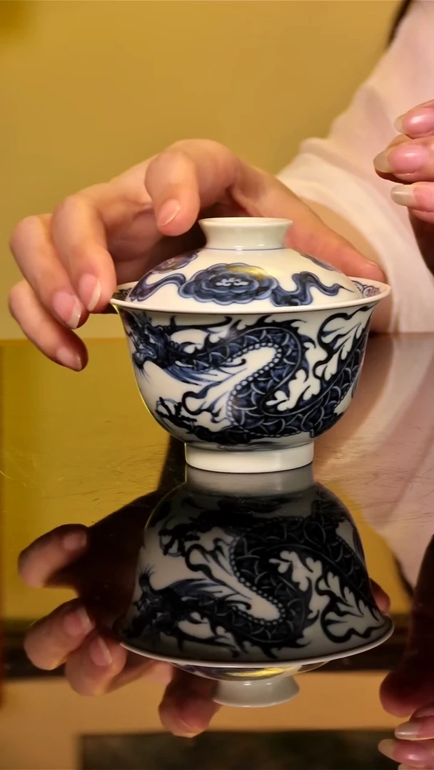 青花元龙盖碗纯手绘瓷器