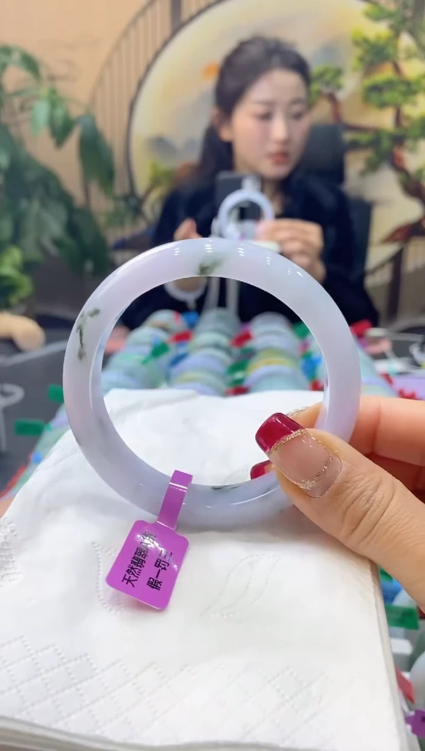 【闪购商品】翡翠手镯未镶嵌99913736