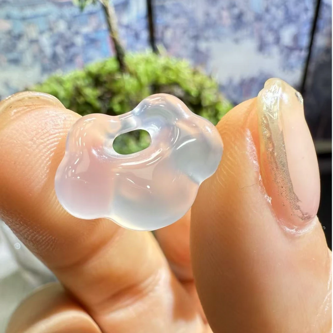 天然玛瑙如意挂件 多样性发其一 尺寸不大12.5*17*6.8