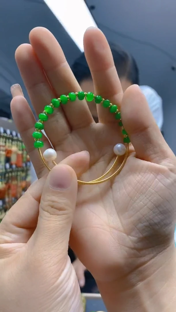 【闪购商品】翡翠耳饰合金0475翡翠手镯