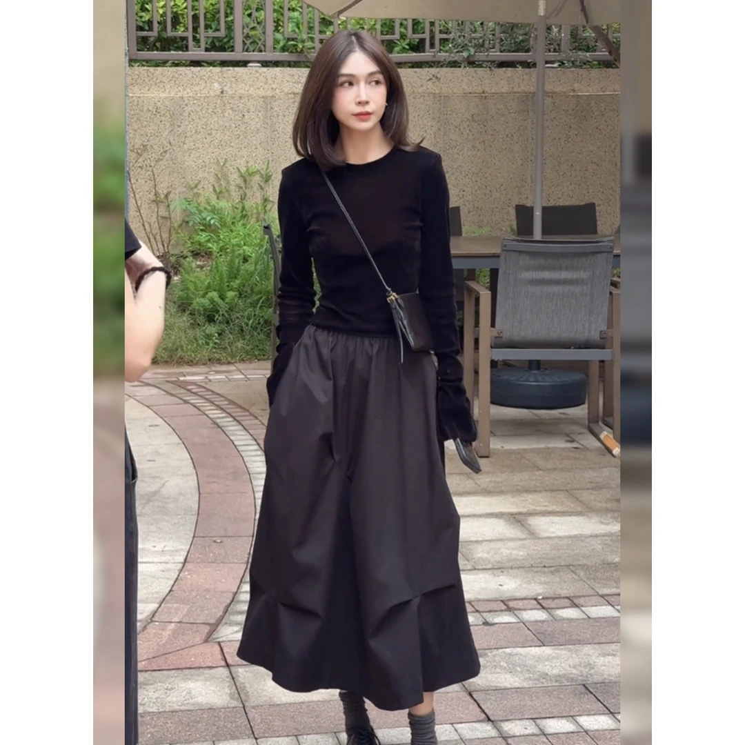 时尚极简风气质修身黑色上衣半身裙女装2025秋冬新款休闲百搭套装