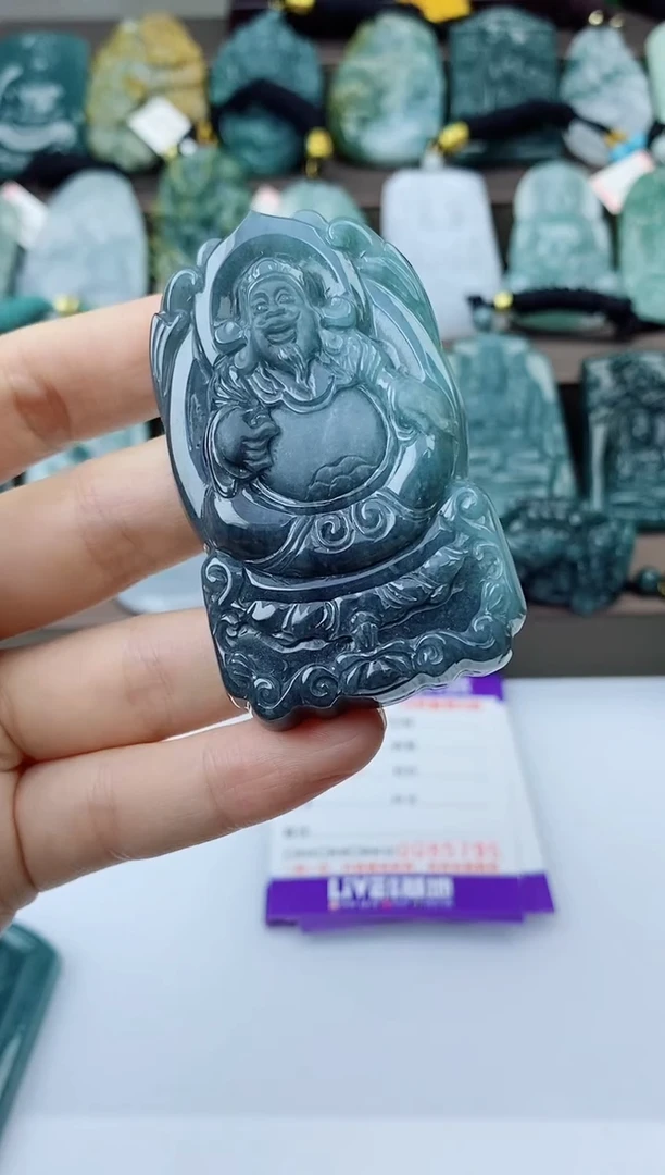 翡翠未镶嵌颈饰