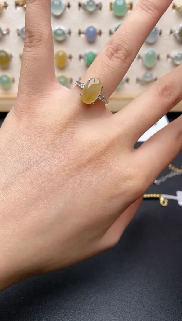 【闪购商品】翡翠戒指银S925镶嵌一物一证一礼盒