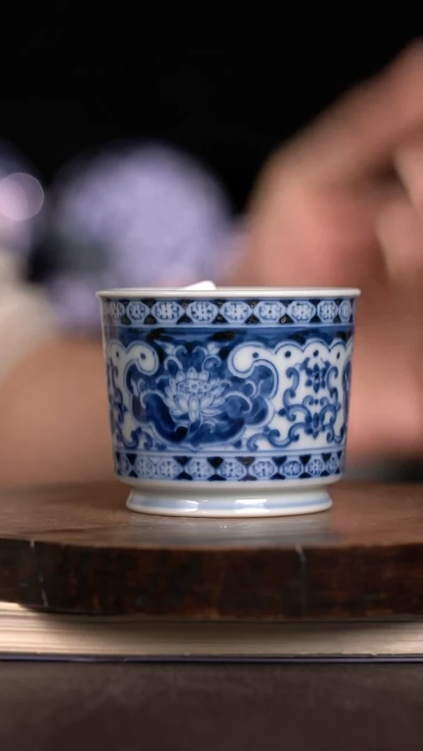 微瑕福利  现代瓷柴窑开片暇