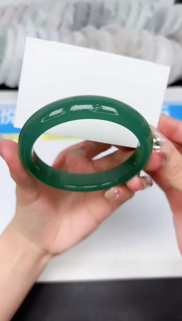 石英质玉手镯未镶嵌20-64.0