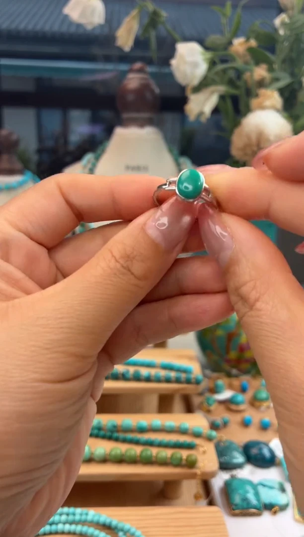 银S925镶嵌绿松石耳饰1