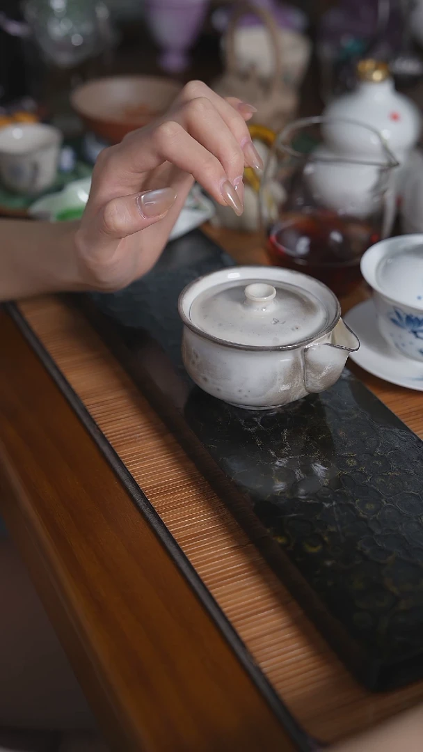 白志野 H15壶 TYD303
