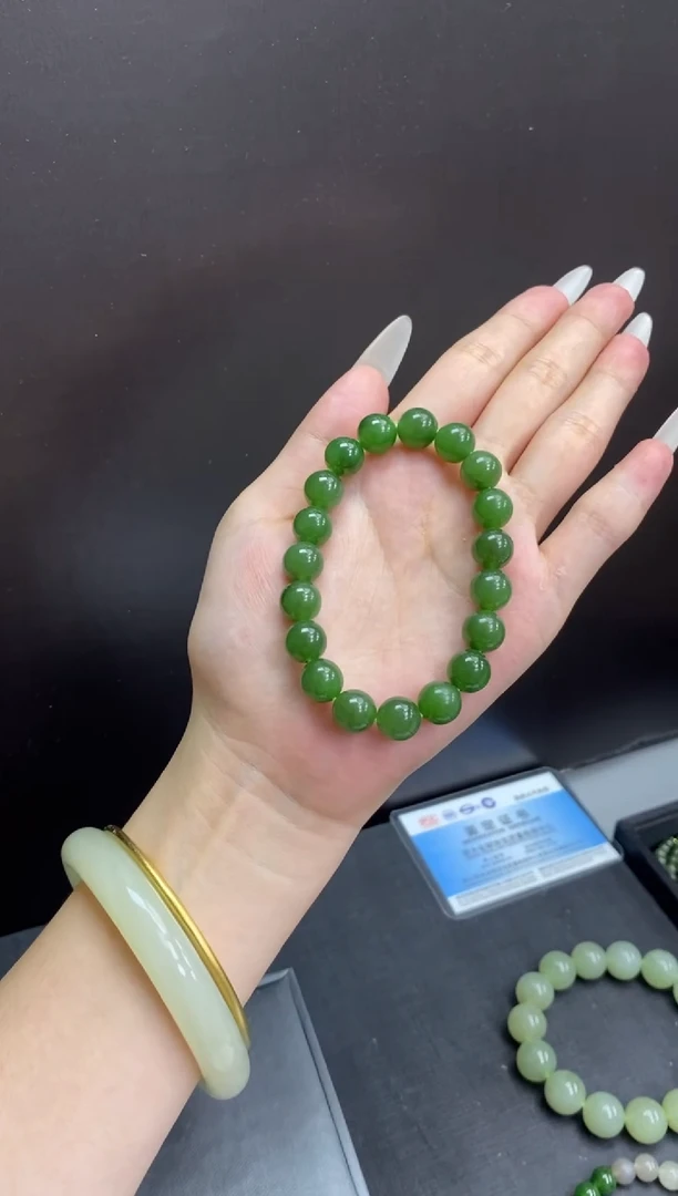 手链未镶嵌和田玉10mm碧玉精美单圈手串