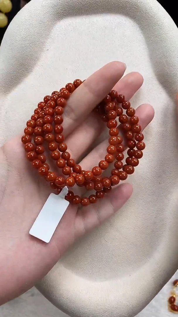 颈饰未镶嵌南红玛瑙项链