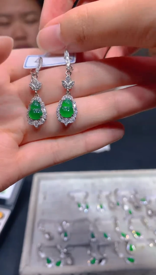 【闪购商品】定制翡翠未镶嵌13多样性发货(发其一）