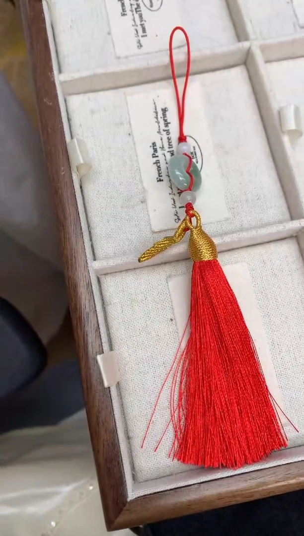 【闪购商品】翡翠挂件未镶嵌平安扣
