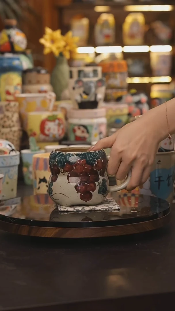 景德镇釉下彩绘设计师款式陶瓷