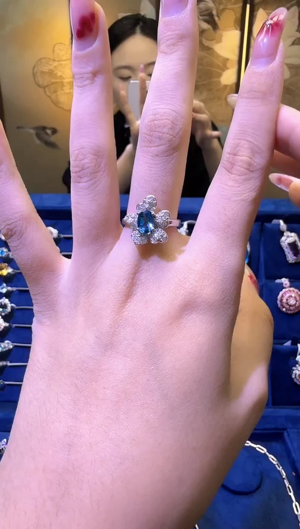 银S925镶嵌戒指托帕石伦敦蓝天然宝石