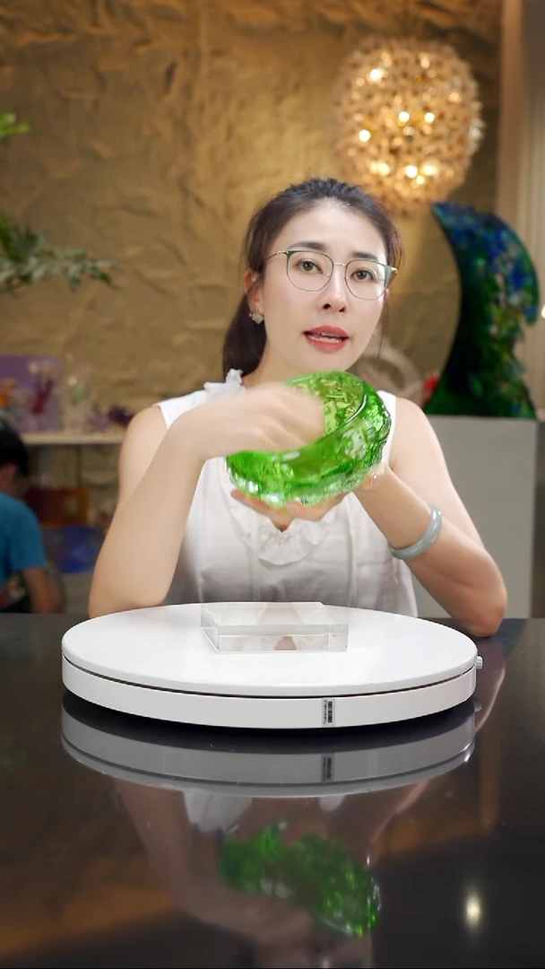 瓷片福利绿色水波纹果碗