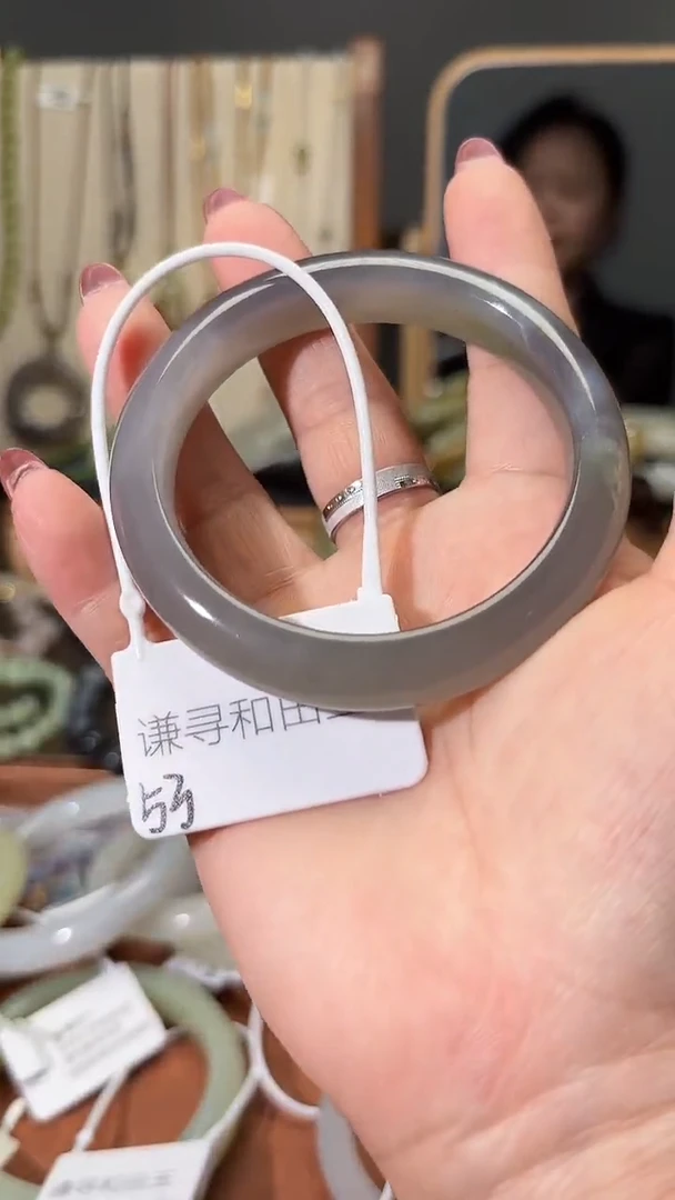 和田玉手镯未镶嵌1