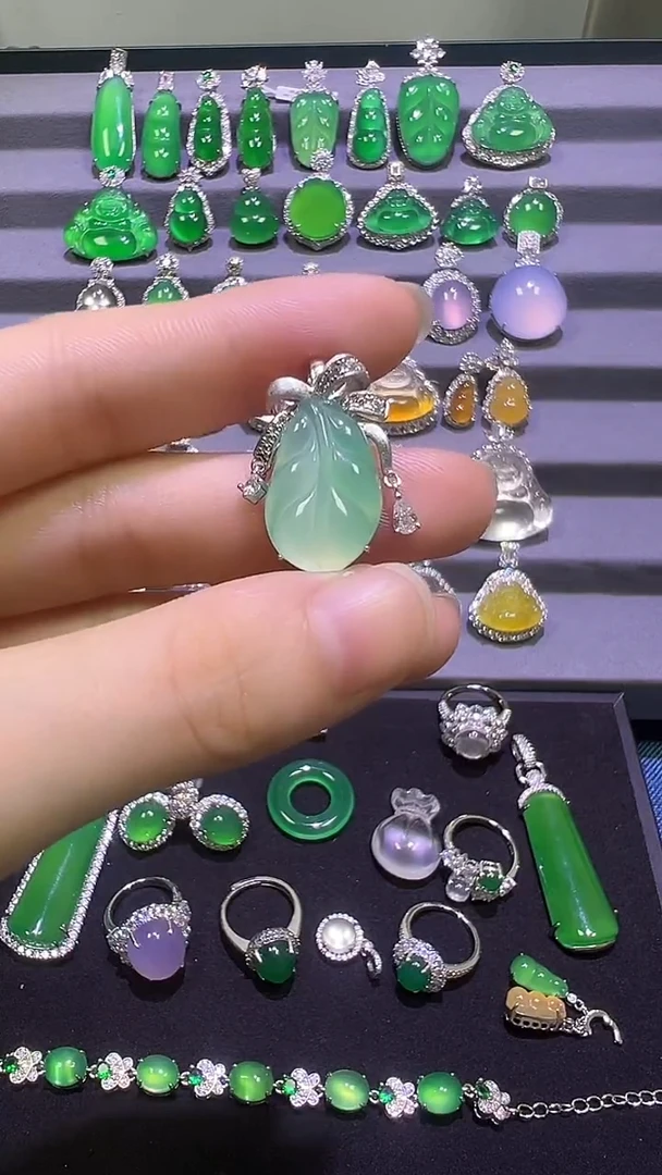 银S925镶嵌颈饰玛瑙/玉髓1