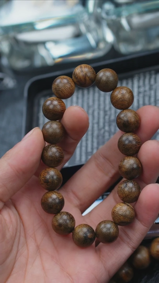 【闪购商品】沉香手串越南大叻1.3单圈17g+