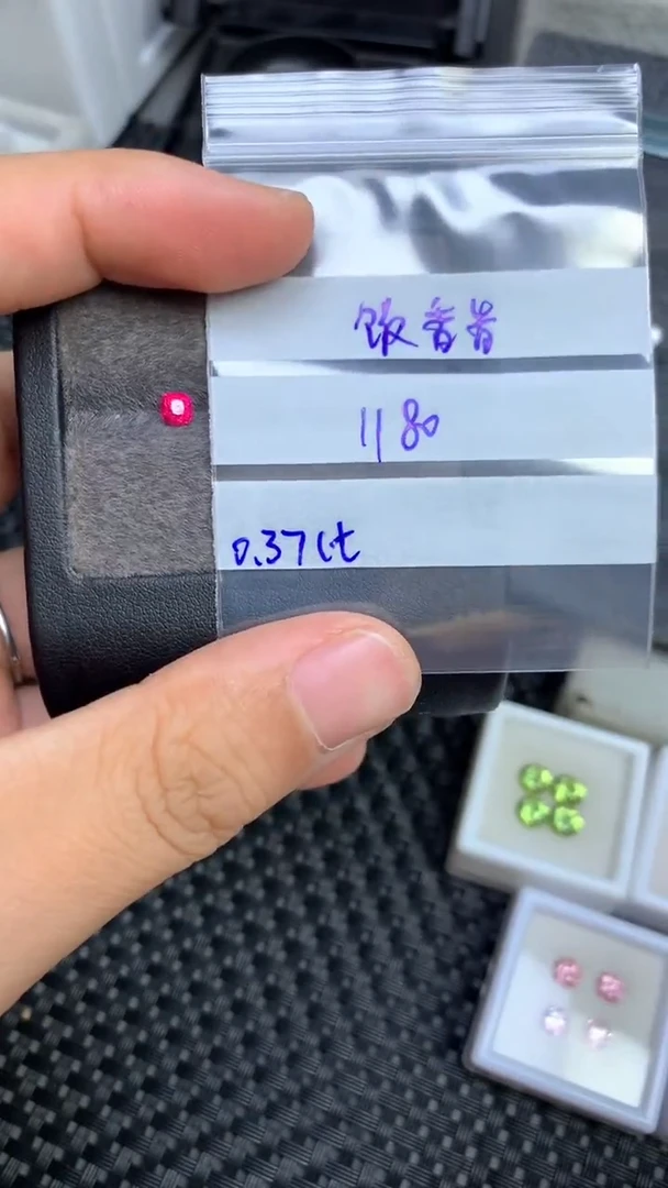 裸石未镶嵌尖晶石饭**?10